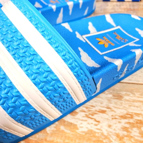 Adidas X Simpsons Adilette J Slides - Picture 3 of 7